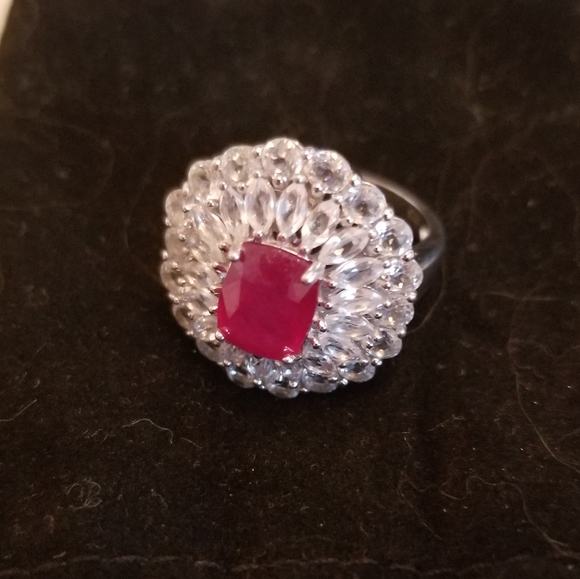 Ruby ring - Picture 2 of 3
